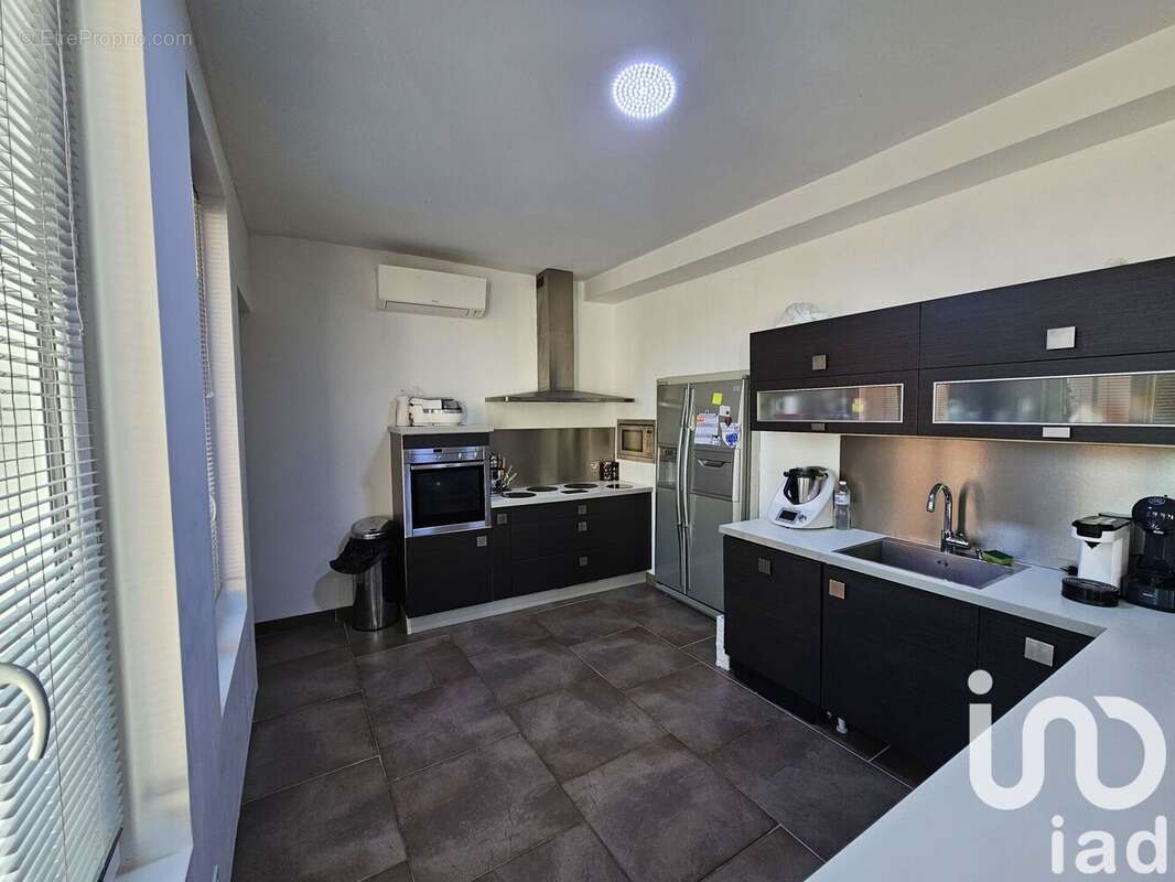 Photo 7 - Maison à VILLENEUVE-L&#039;ARCHEVEQUE