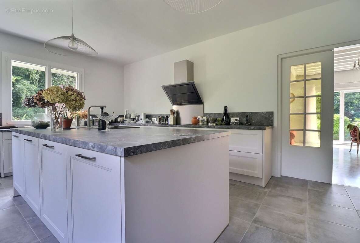 Maison à BOIS-GUILLAUME