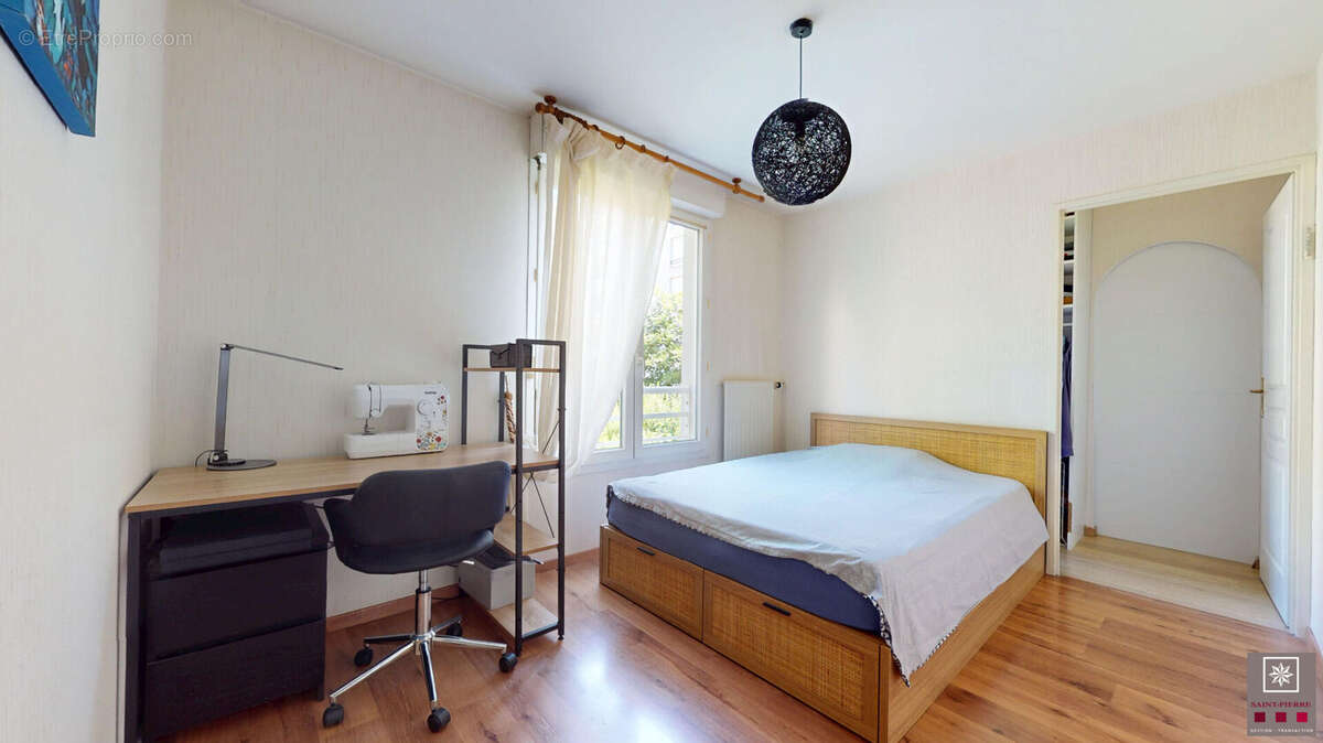 Appartement à LYON-8E