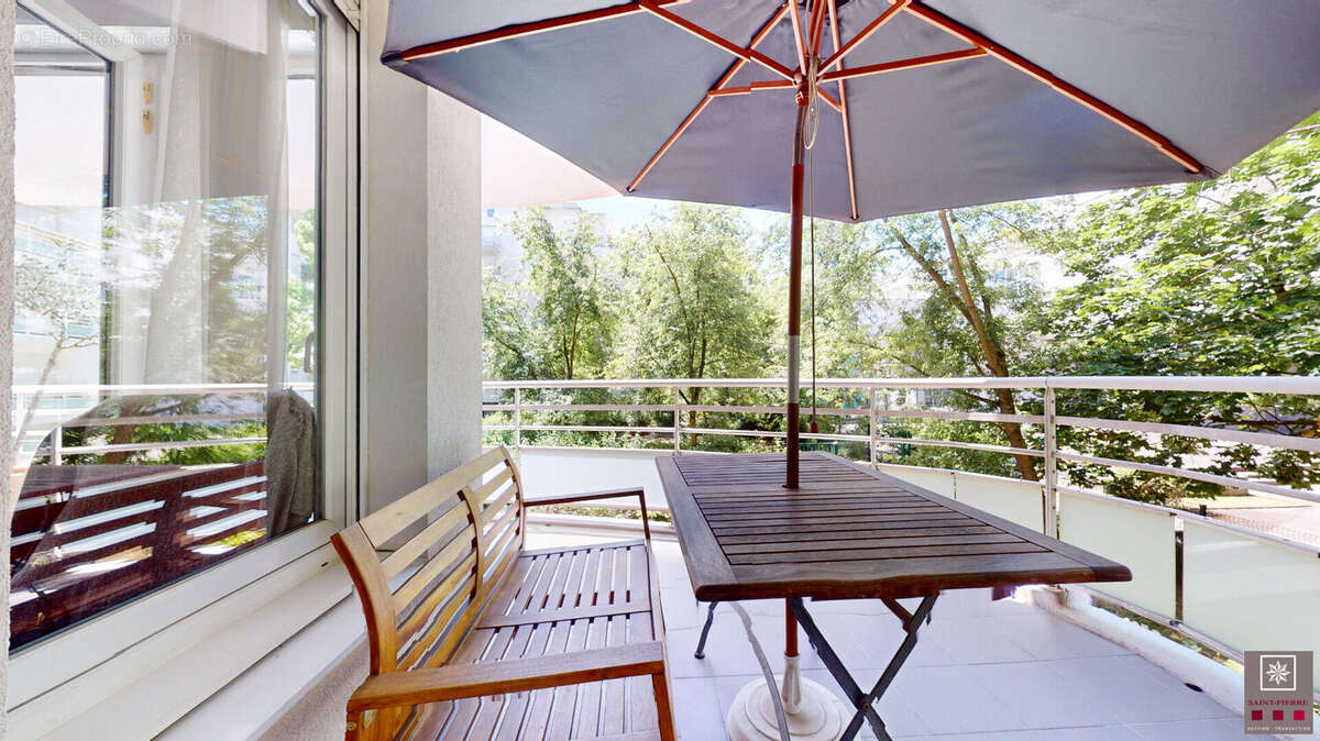 Appartement à LYON-8E