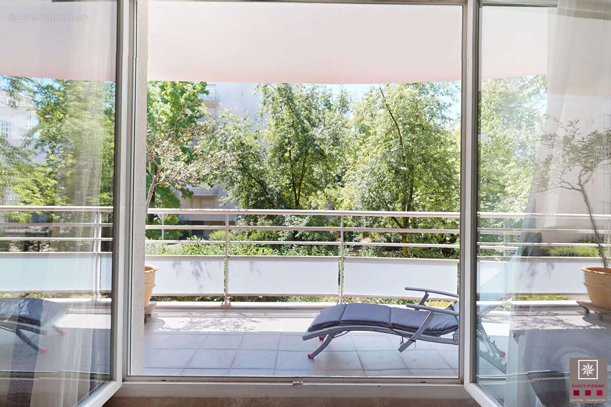 Appartement à LYON-8E