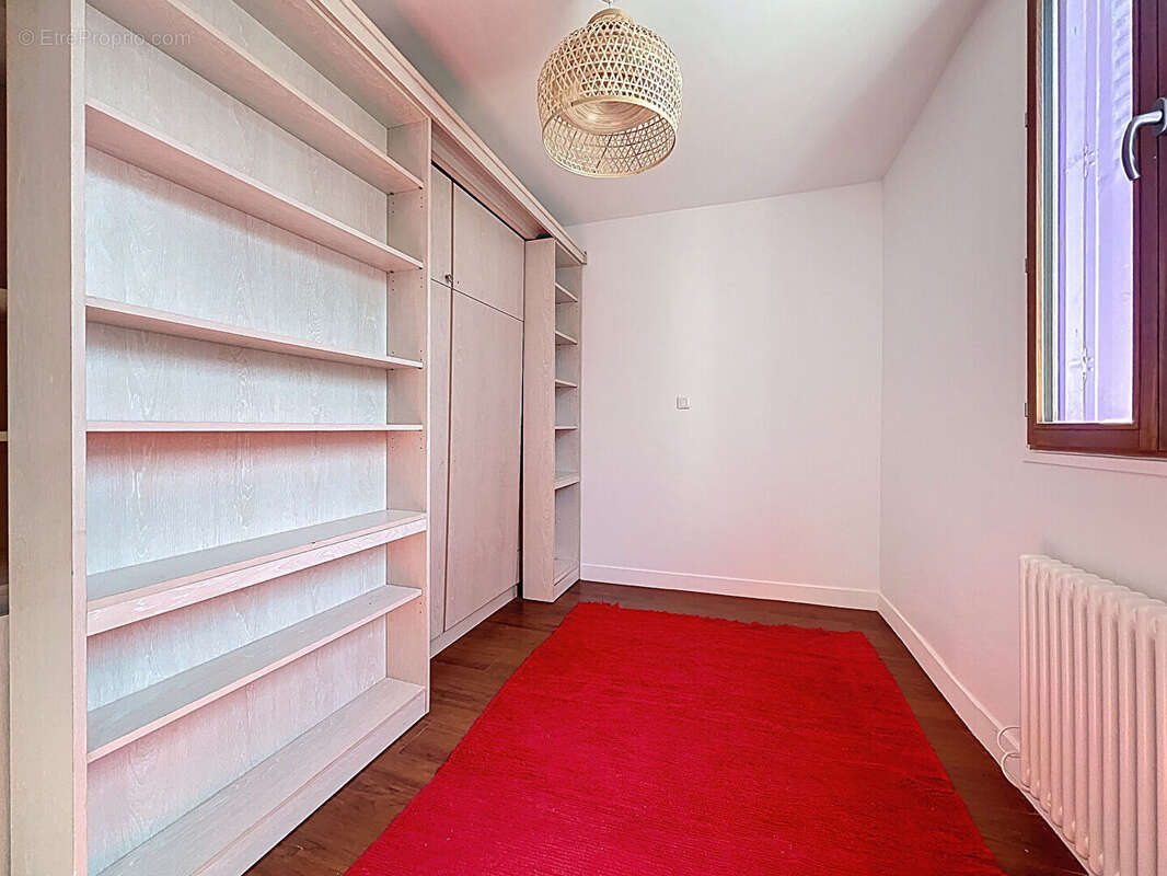 Appartement à NANTERRE