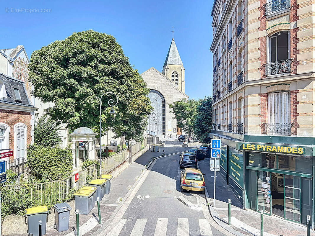 Appartement à NANTERRE