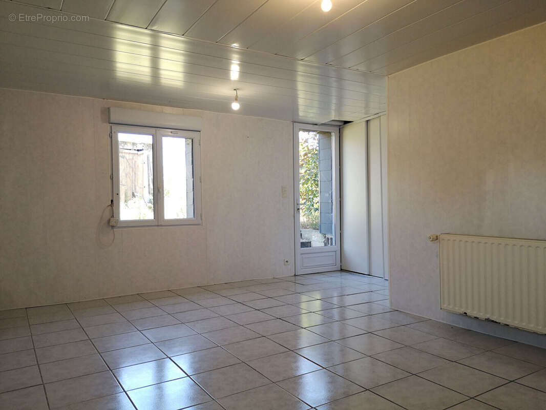 Maison à COURVILLE-SUR-EURE