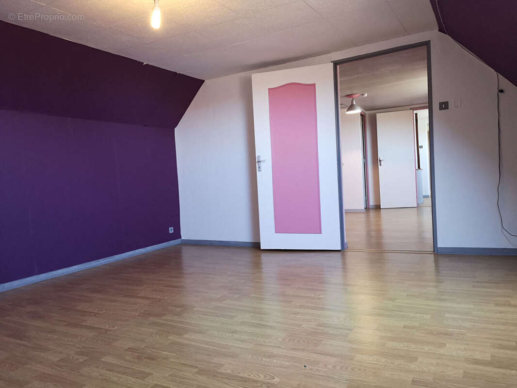 Maison à COURVILLE-SUR-EURE