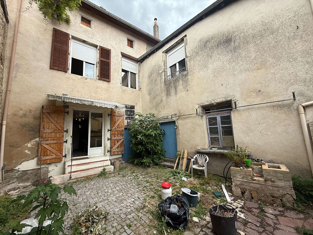 Maison à ROSIERES-AUX-SALINES