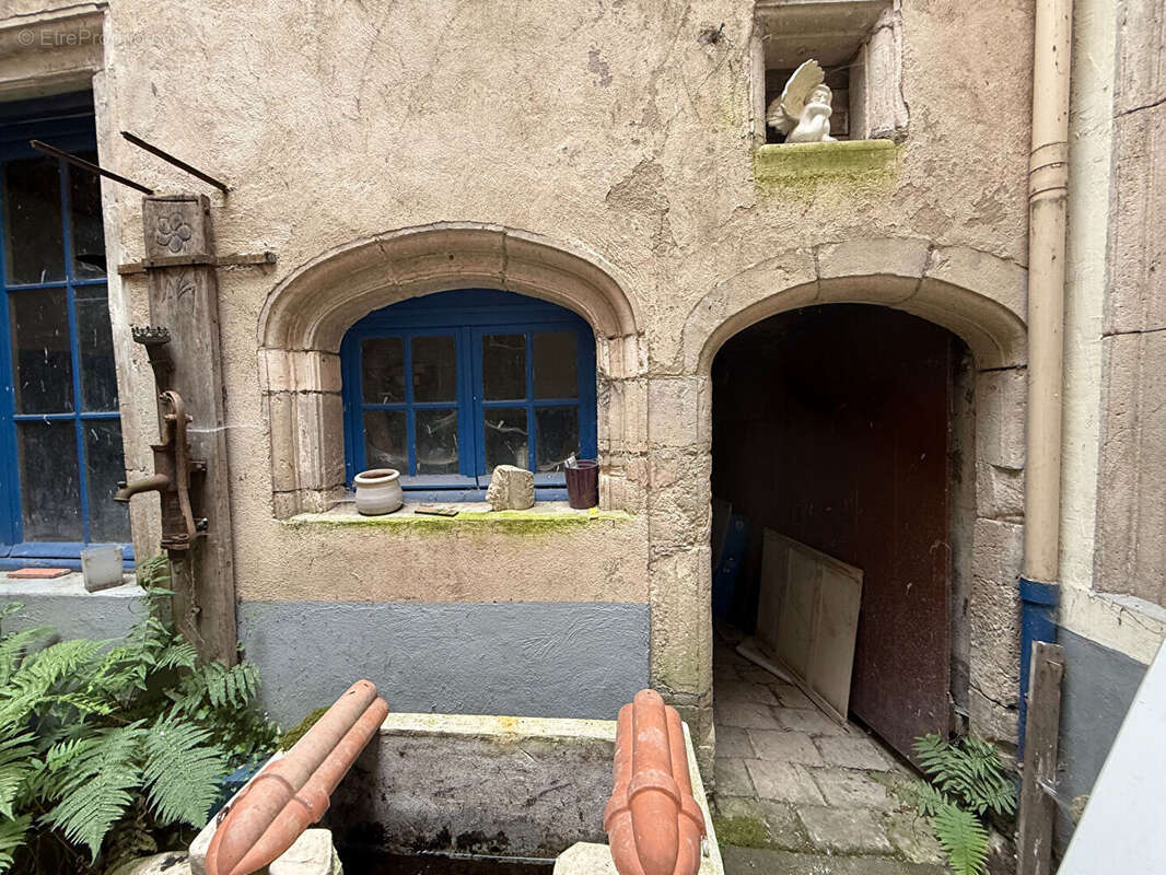 Maison à ROSIERES-AUX-SALINES