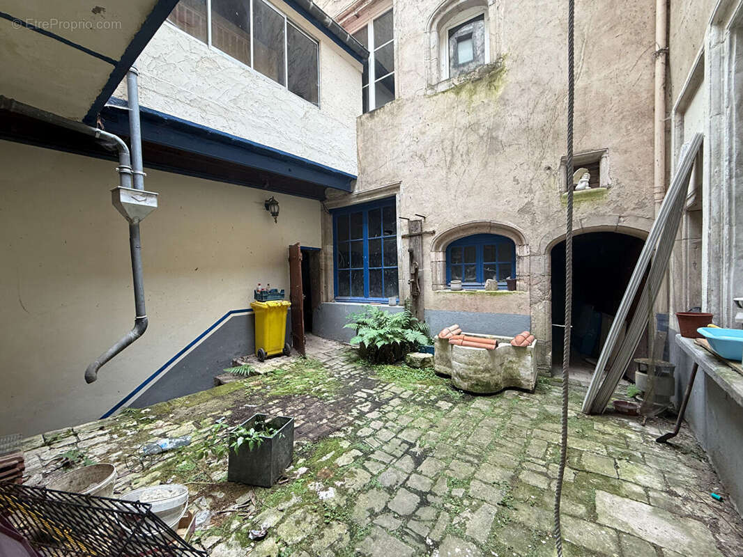 Maison à ROSIERES-AUX-SALINES