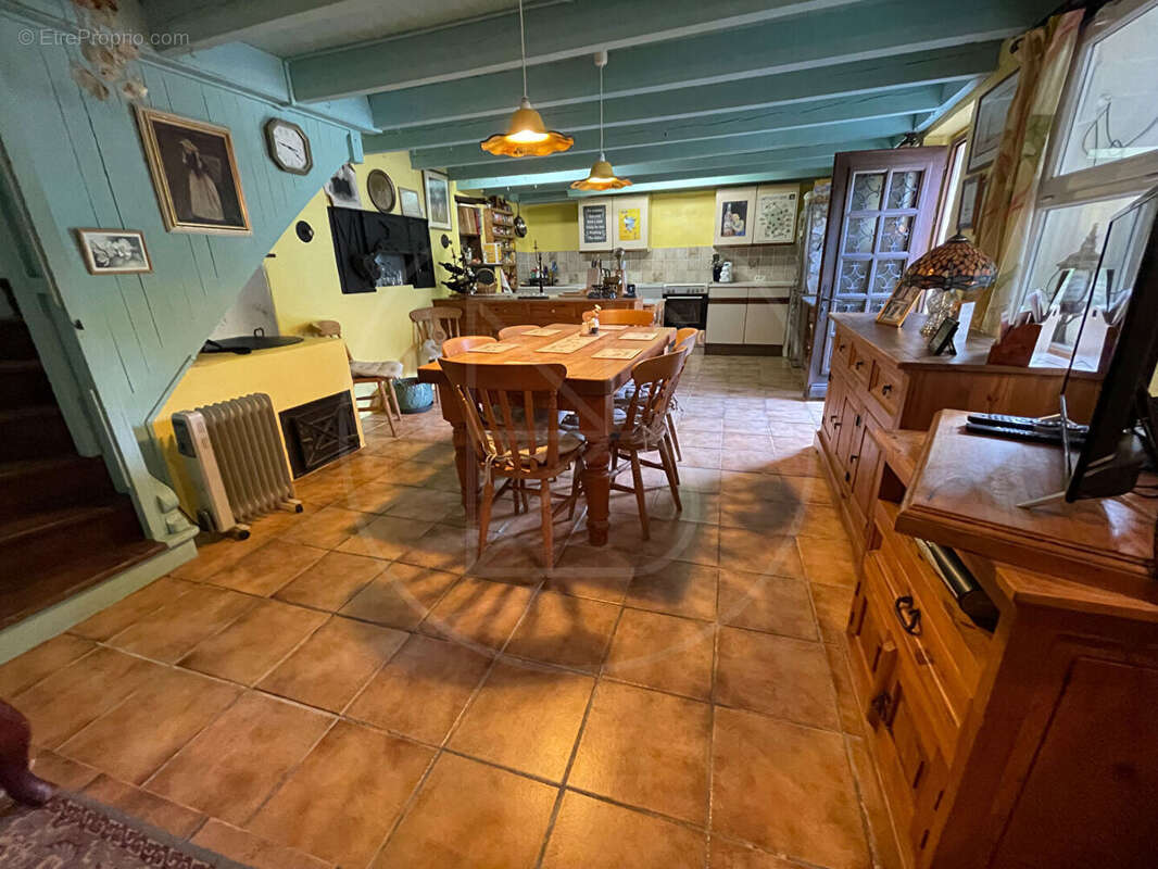 Maison à LOUBES-BERNAC