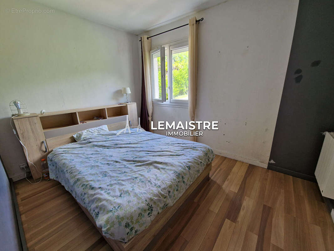 Maison à GRUCHET-LE-VALASSE