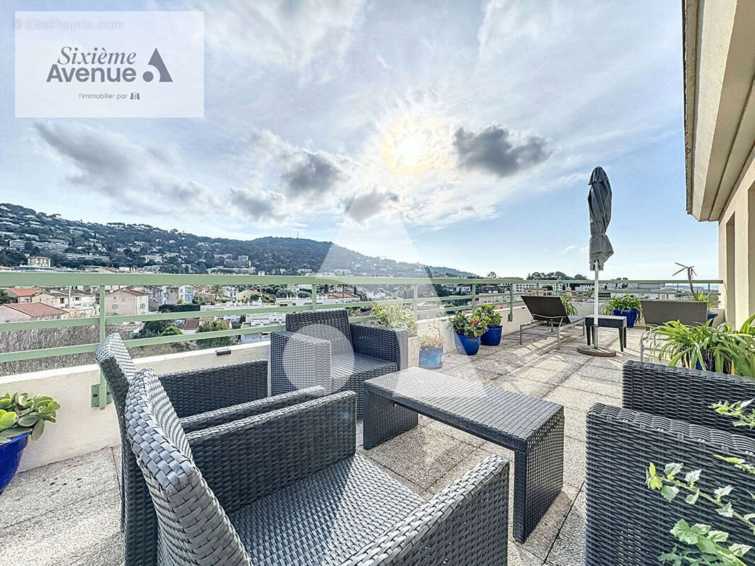 Appartement à LE CANNET