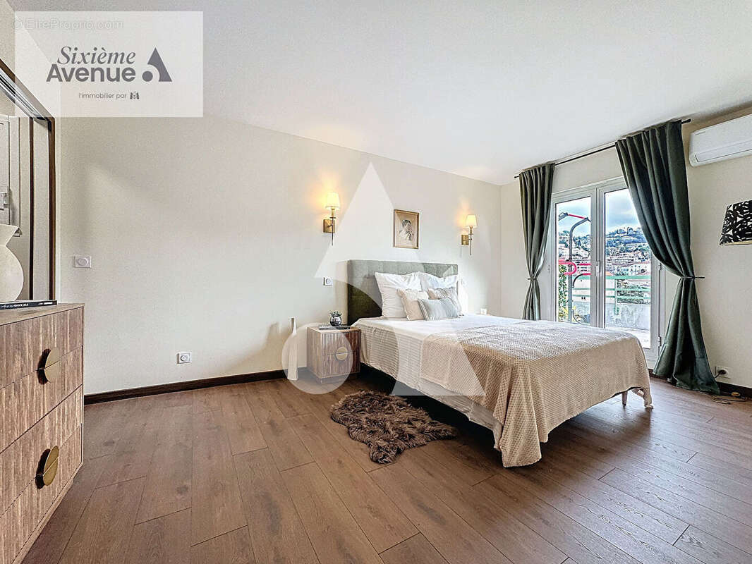 Appartement à LE CANNET