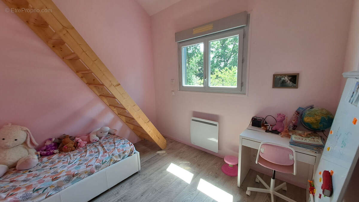 Maison à MAGNY-LES-HAMEAUX