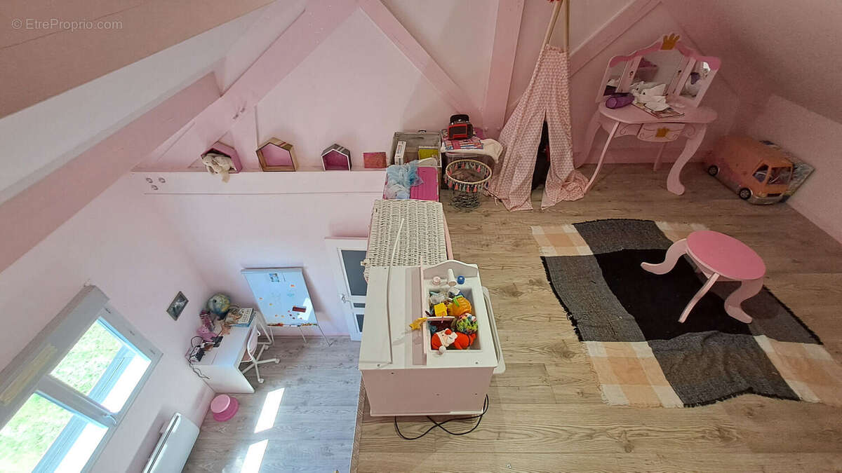 Maison à MAGNY-LES-HAMEAUX