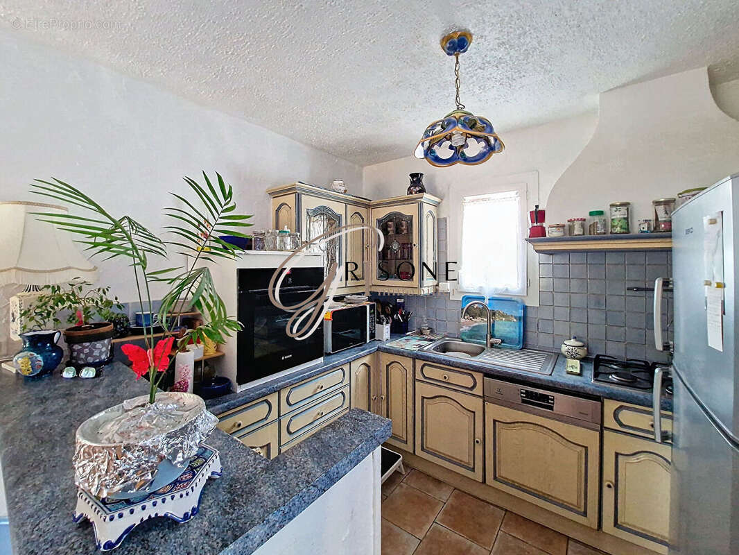 Appartement à LE CASTELLET