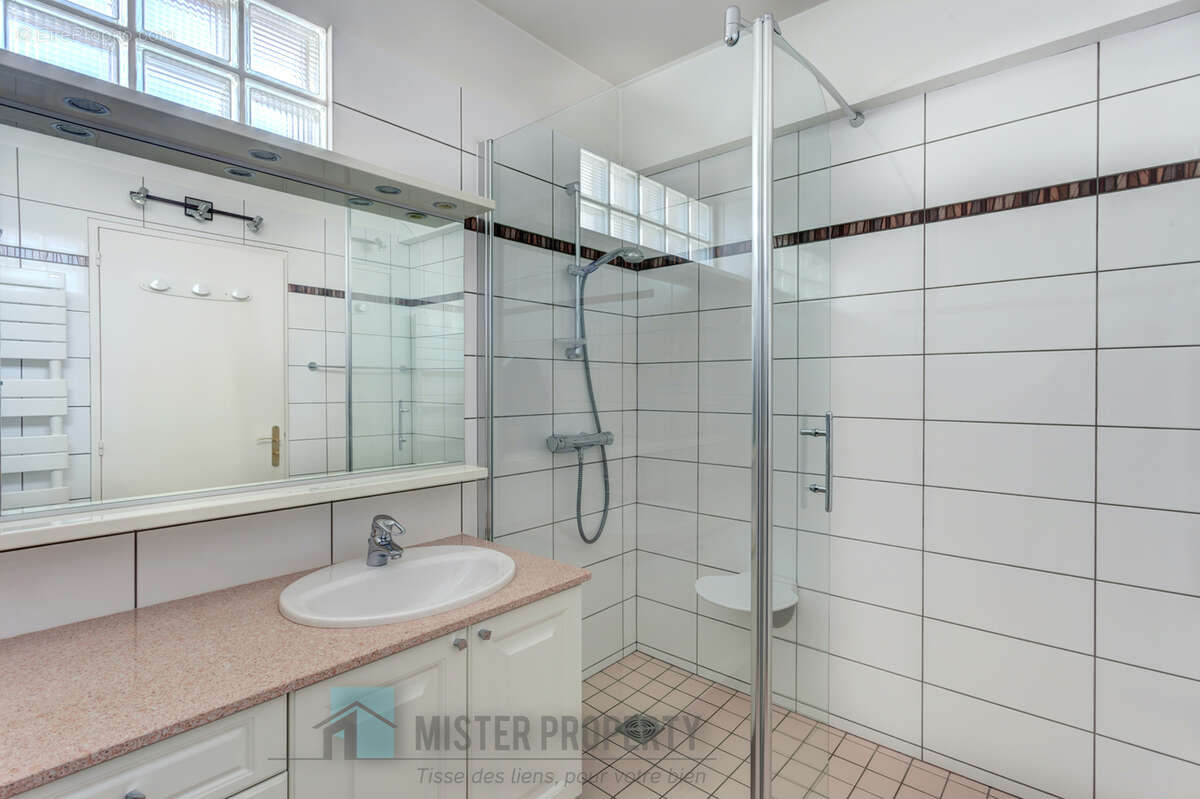 Appartement à RUEIL-MALMAISON