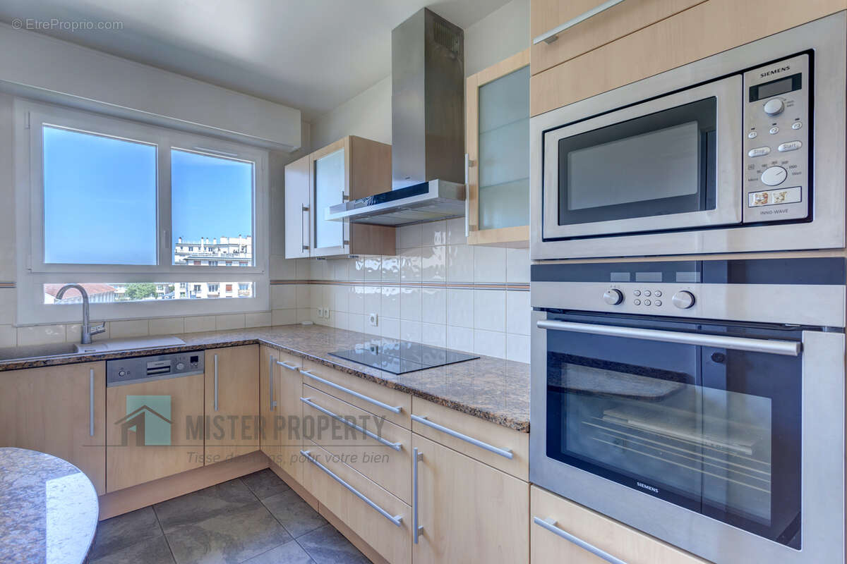 Appartement à RUEIL-MALMAISON