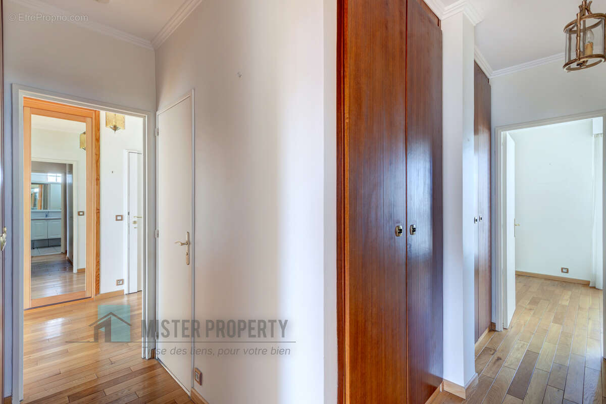 Appartement à RUEIL-MALMAISON