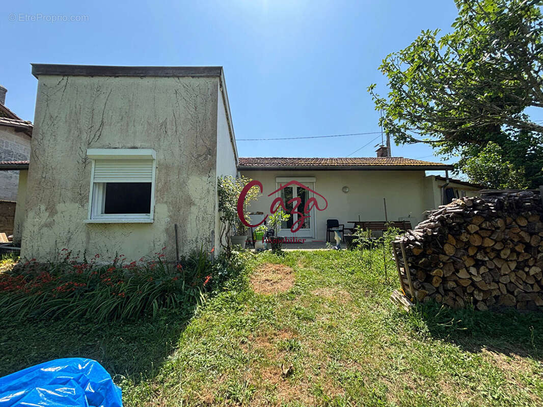 Maison à FARGUES-SAINT-HILAIRE