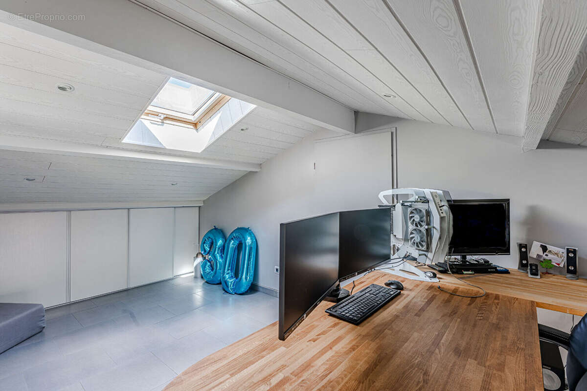 Maison à BELIN-BELIET