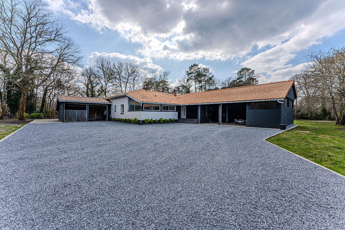 Maison à BELIN-BELIET