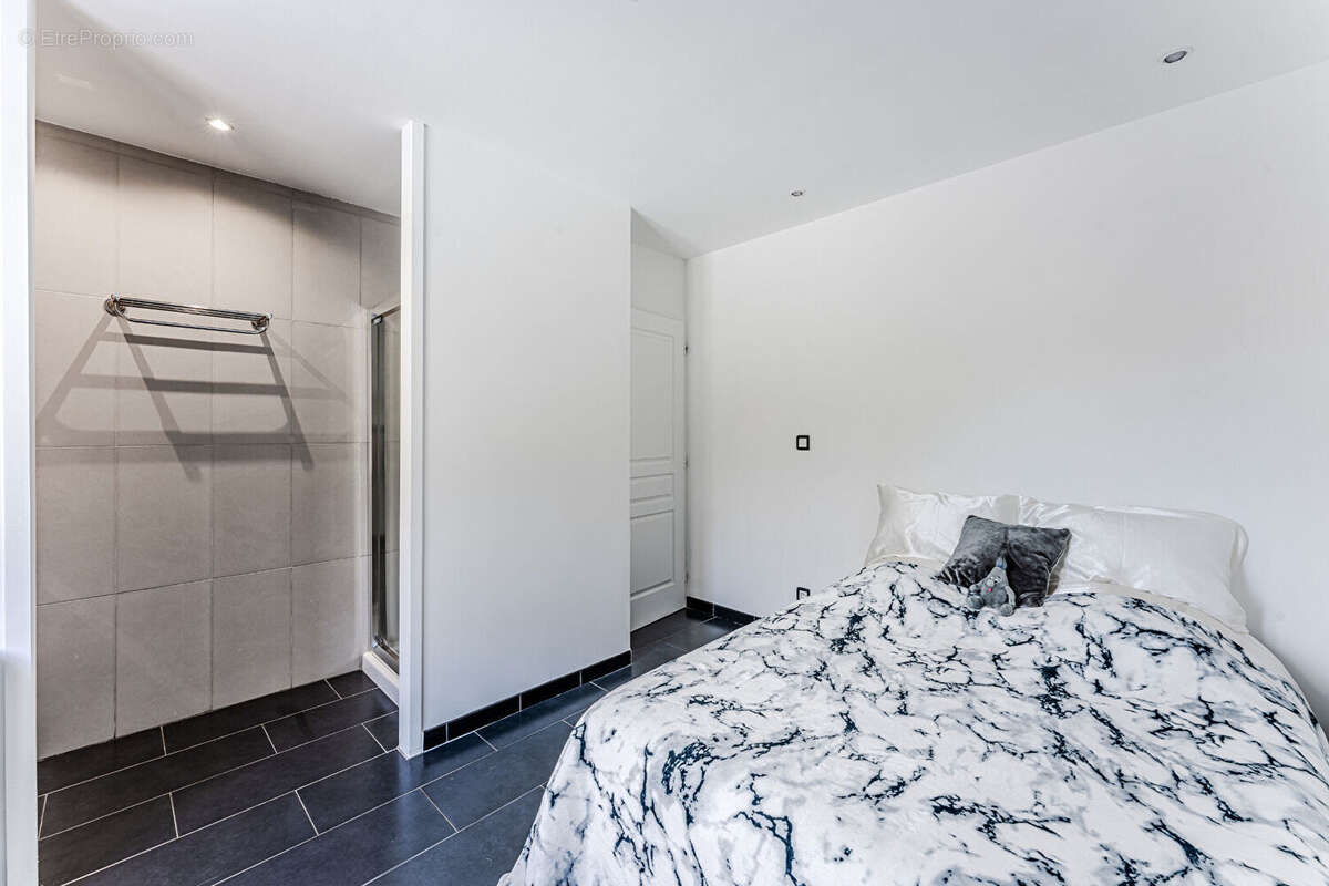 Maison à BELIN-BELIET