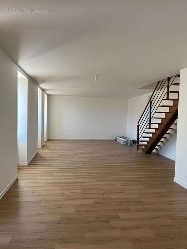 Maison à EPINAY-SUR-ODON