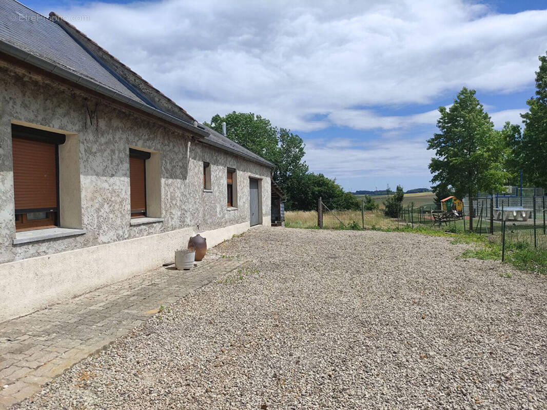 Maison à ETAVES-ET-BOCQUIAUX