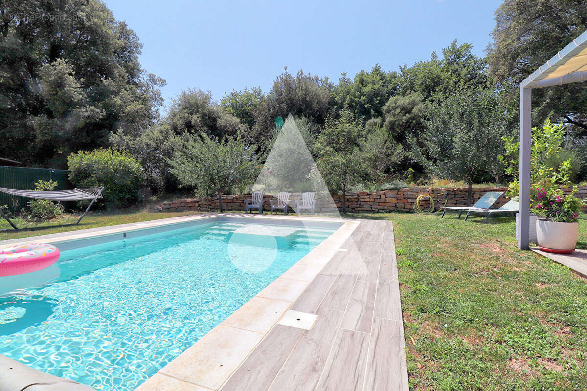 Maison à GREOUX-LES-BAINS