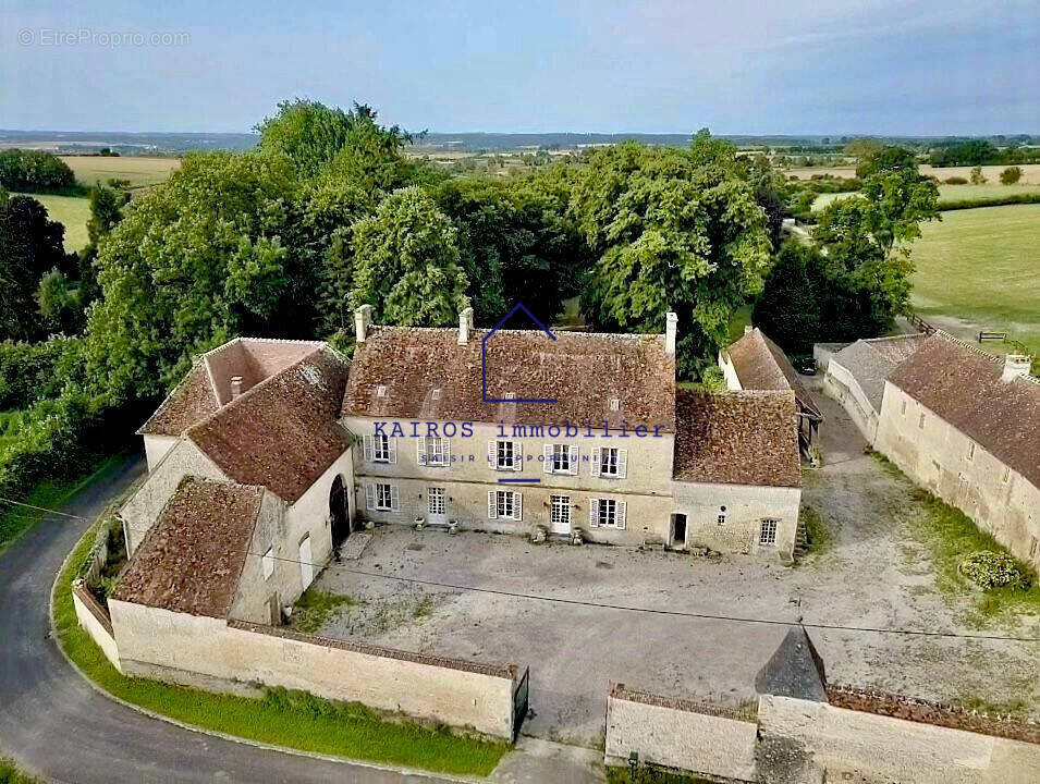 Autre à LOUGE-SUR-MAIRE