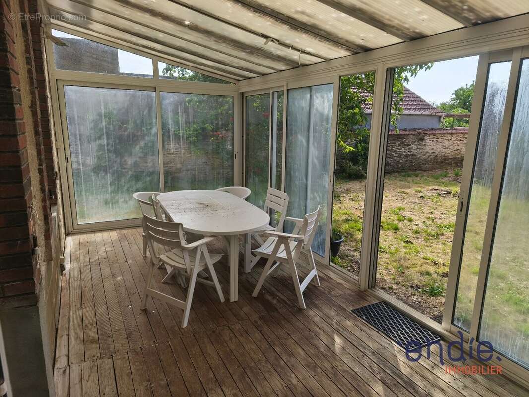 Maison à COUTANSOUZE