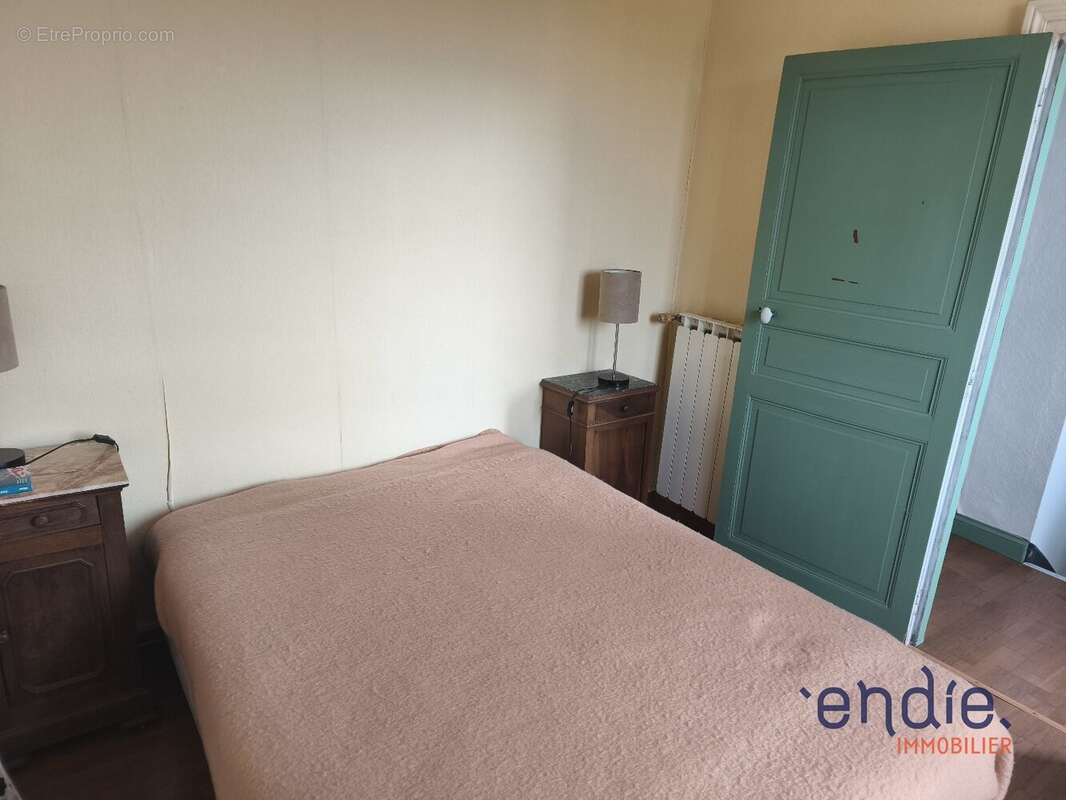 Maison à COUTANSOUZE