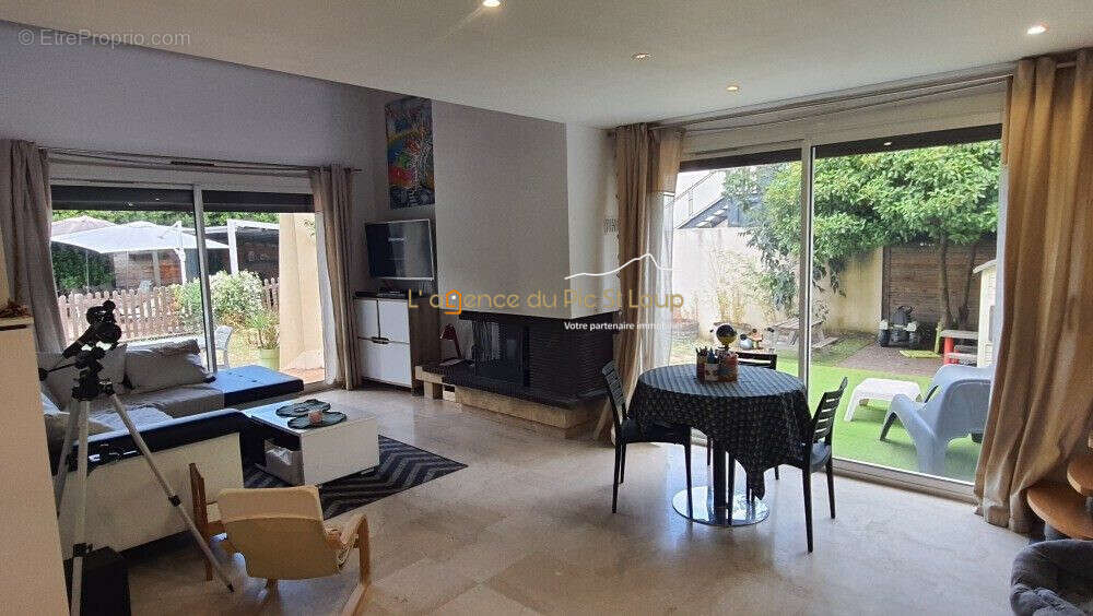 Maison à SAINT-GELY-DU-FESC