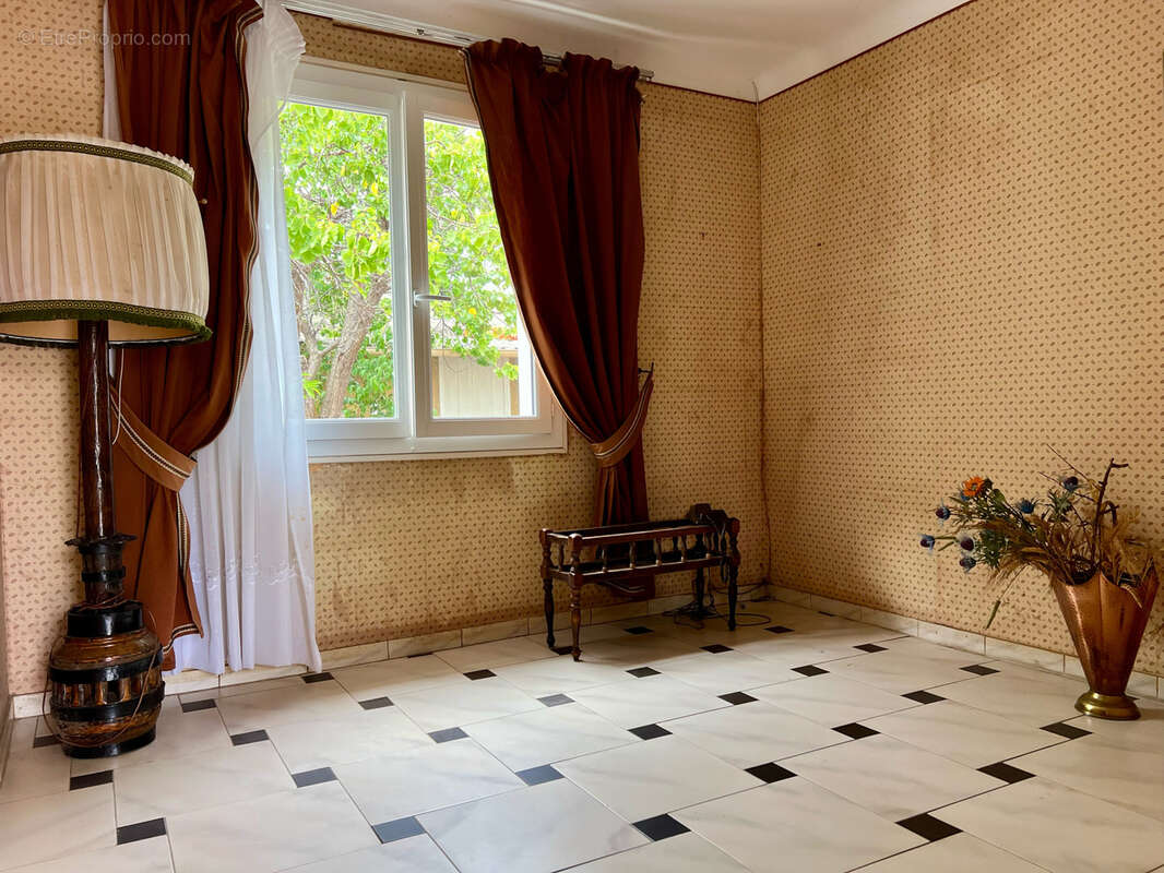 Maison à SAINT-LAURENT-DE-LA-CABRERISSE