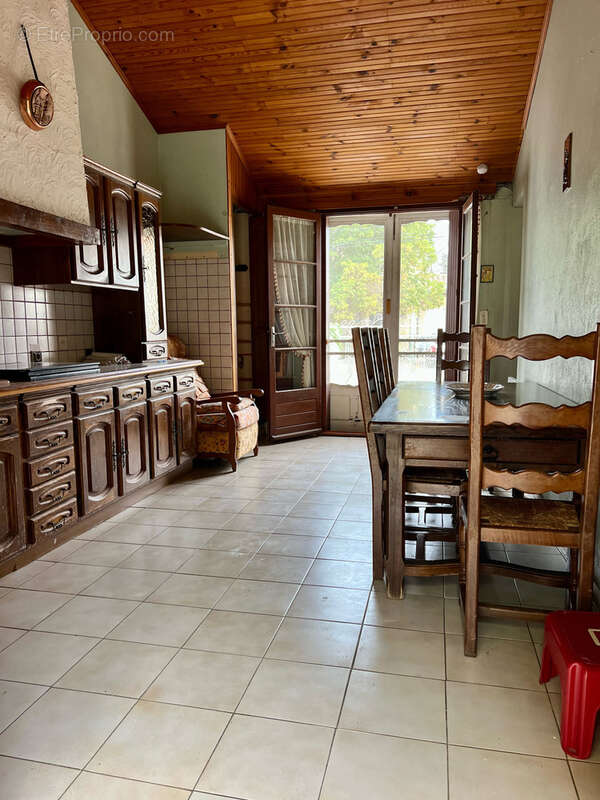 Maison à SAINT-LAURENT-DE-LA-CABRERISSE