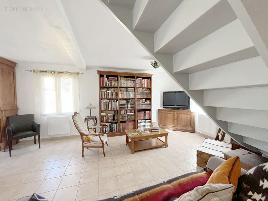 Maison à LEZIGNAN-CORBIERES