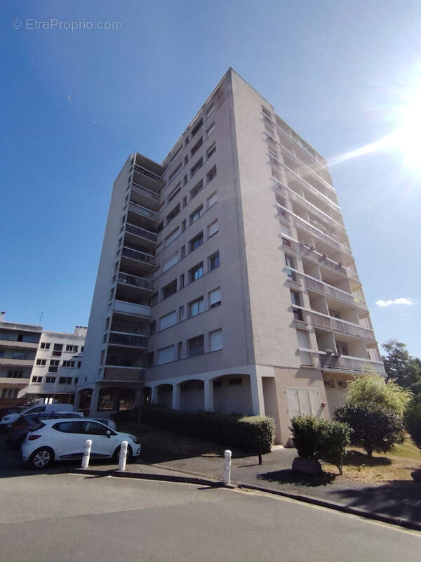 Appartement à HEROUVILLE-SAINT-CLAIR