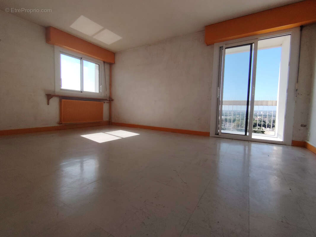 Appartement à HEROUVILLE-SAINT-CLAIR