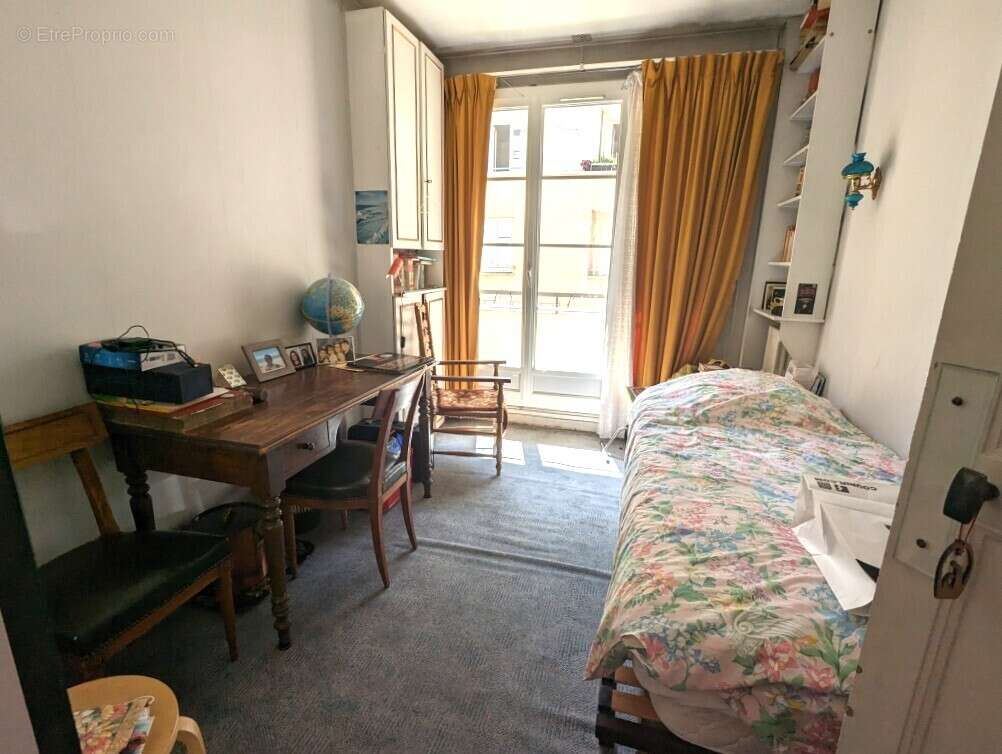 Appartement à ISSY-LES-MOULINEAUX