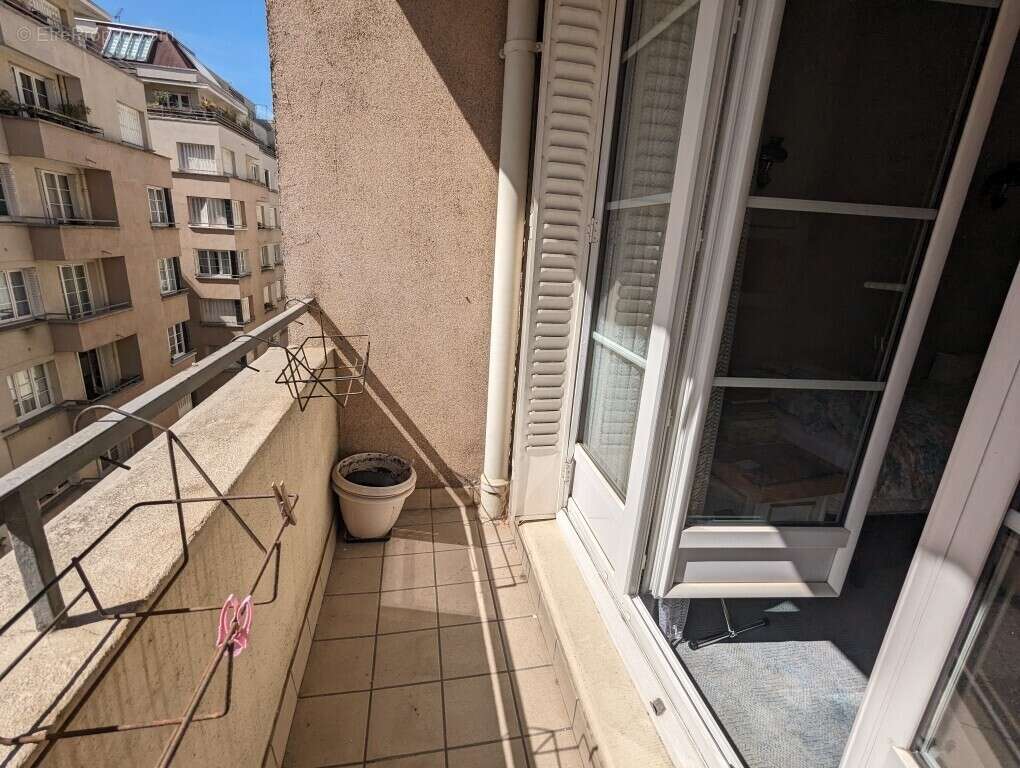 Appartement à ISSY-LES-MOULINEAUX