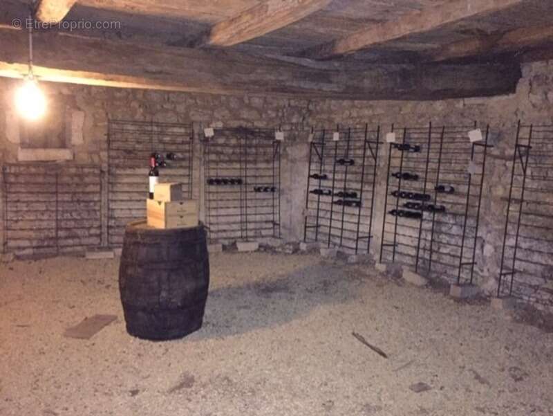 Maison à ROULLET-SAINT-ESTEPHE