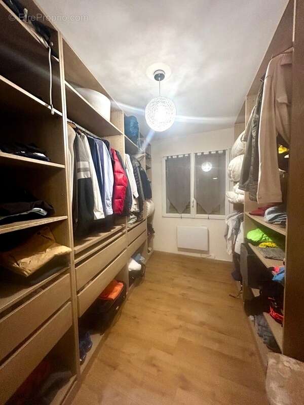 Maison à NOTRE-DAME-DES-MILLIERES