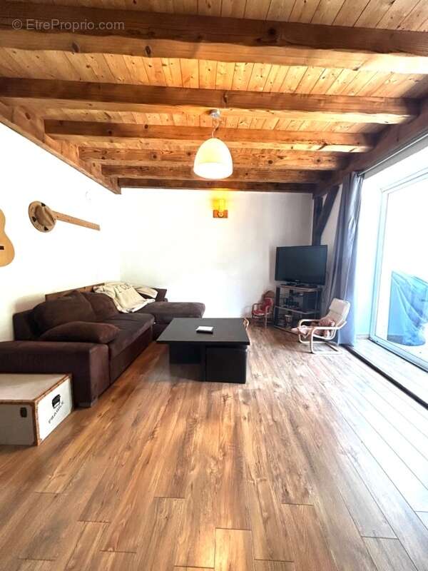 Maison à NOTRE-DAME-DES-MILLIERES