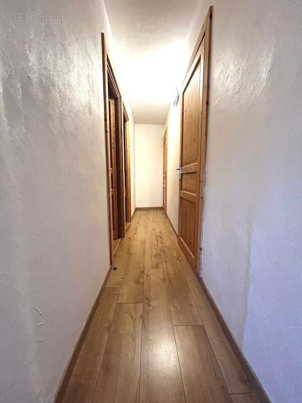 Maison à NOTRE-DAME-DES-MILLIERES