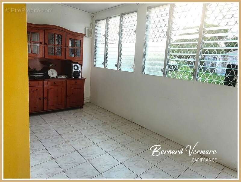 Maison à CAPESTERRE-BELLE-EAU