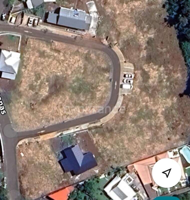 Terrain à SAINT-DENIS