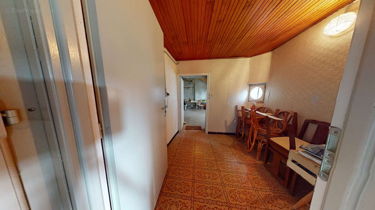 Appartement à LESSY