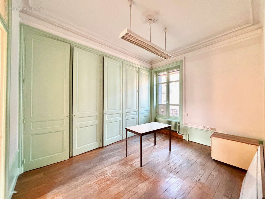 Commerce à L&#039;ARBRESLE