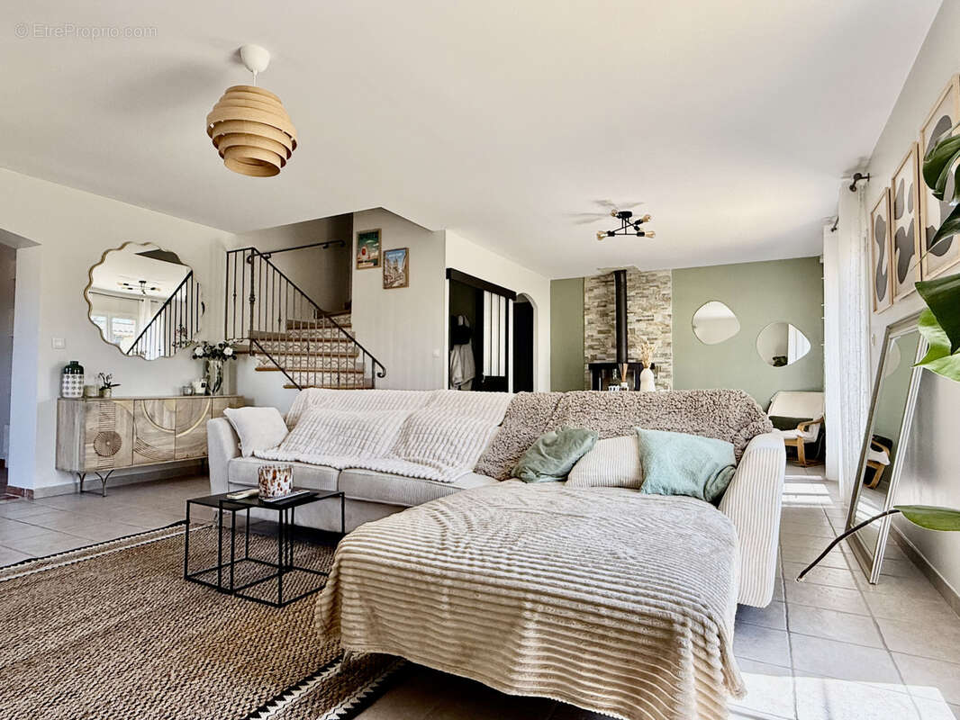 Maison à CHATEAURENARD