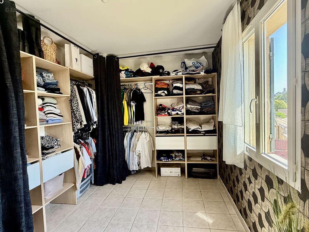 Maison à CHATEAURENARD